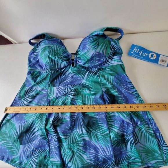 Fit 4 U One-piece Swimsuit Size 18W Leaf Print Skirted Tropical Beach NEW - Picture 9 of 15